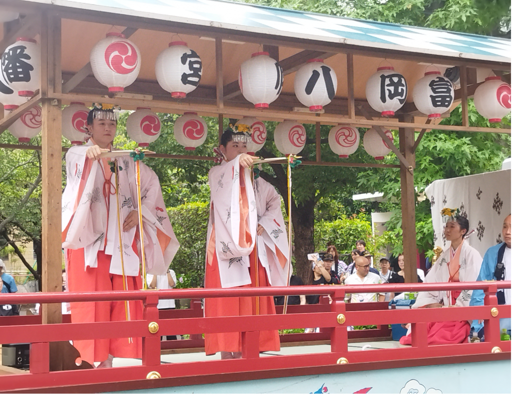  2026年最新版　～富岡八幡宮例大祭（深川八幡祭り、水かけ祭り）の風景～　
＆　富岡八幡宮（江東区）のお祭りがなぜ中央区に？
