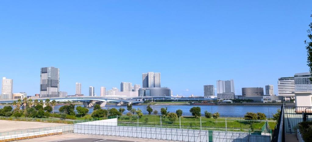  夏休みの図書館