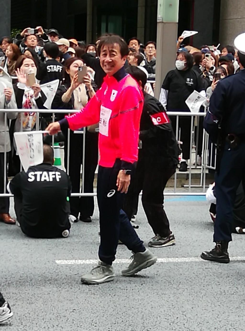  ミラノ・コルティナ２０２６冬季オリンピック・パラリンピック
　TEAM JAPAN 応援感謝パレード　後日談
　　～　婚約・国民栄誉賞、そして結婚　～