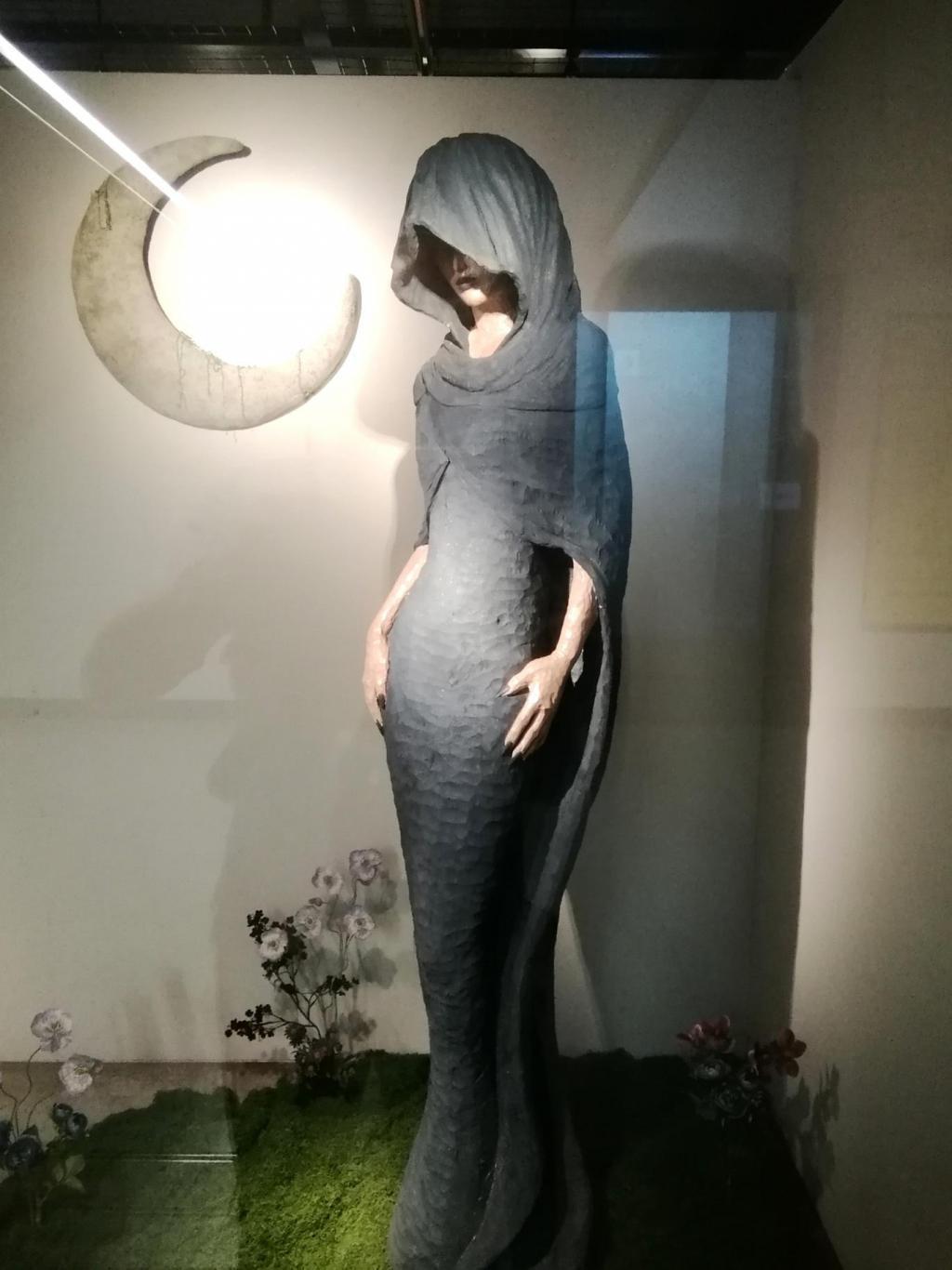 Nevermore
尾﨑結衣 「JOSHIBI at METRO」展（前期）
　　～　メトロ銀座ギャラリー　～