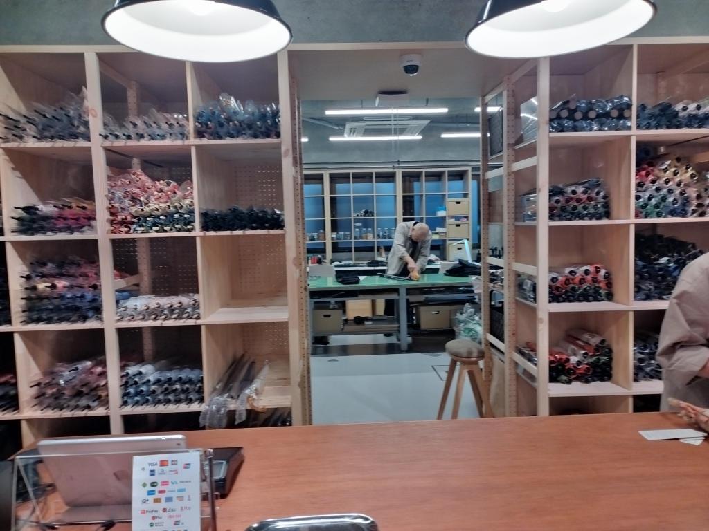  「中央区推奨土産品」選定の「小宮商店」、ショップ・工房一体型の「浜町アトリエショップ」　10月2日(金)オープン！